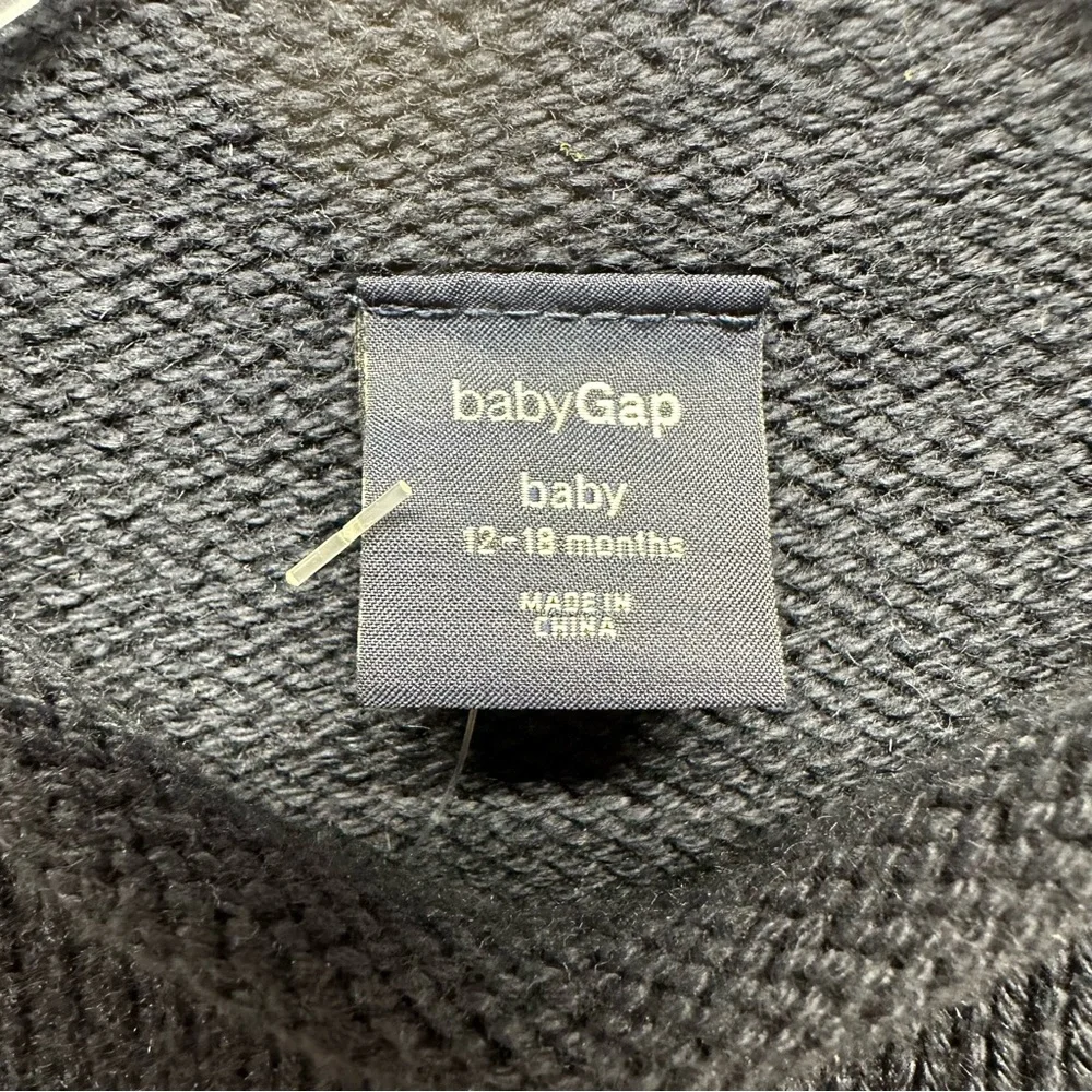 GAP baby blue